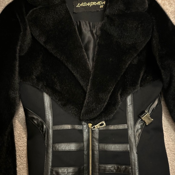 Black jacket - Picture 10 of 11